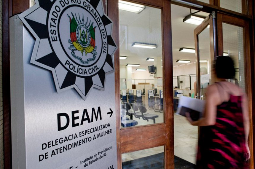 CCT avalia inclusão do tema na ‘Voz do Brasil’ — Senado Notícias CCT avalia inclusão do tema na ‘Voz do Brasil’ — Senado Notícias